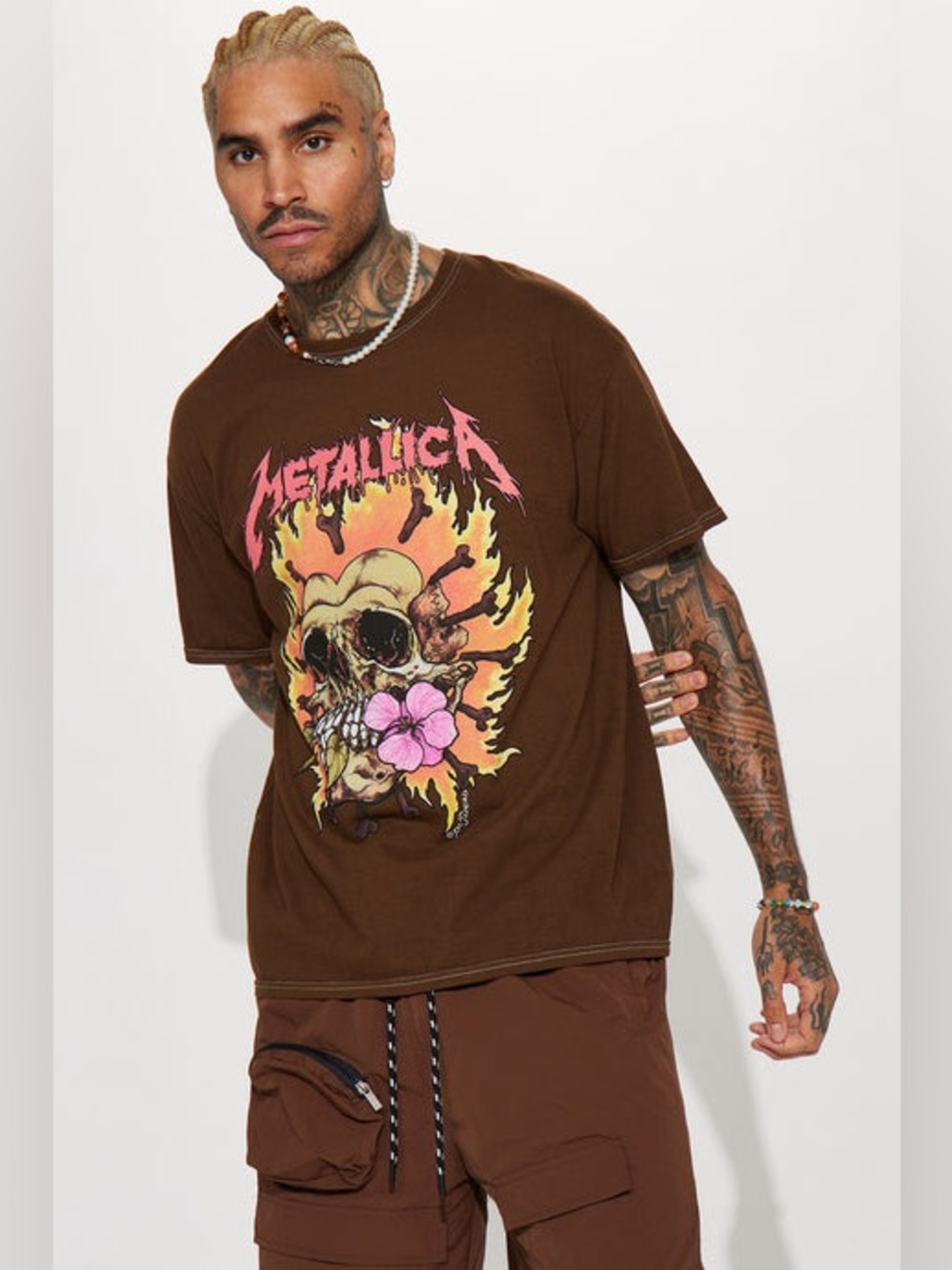 Metallica Burning Flower & Skull Short Sleeve Tee, brown color, size large